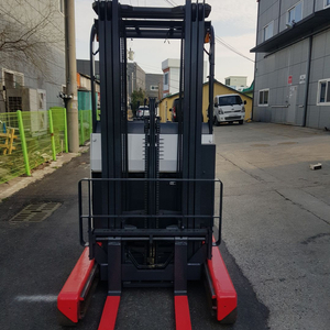 신형 니찌유 입식 1.5톤 전동지게차 삼단마스트5M인상 500만 재고2대 이미지