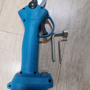 헤몬전지전동가위(마끼다 배터리 호환) 이미지