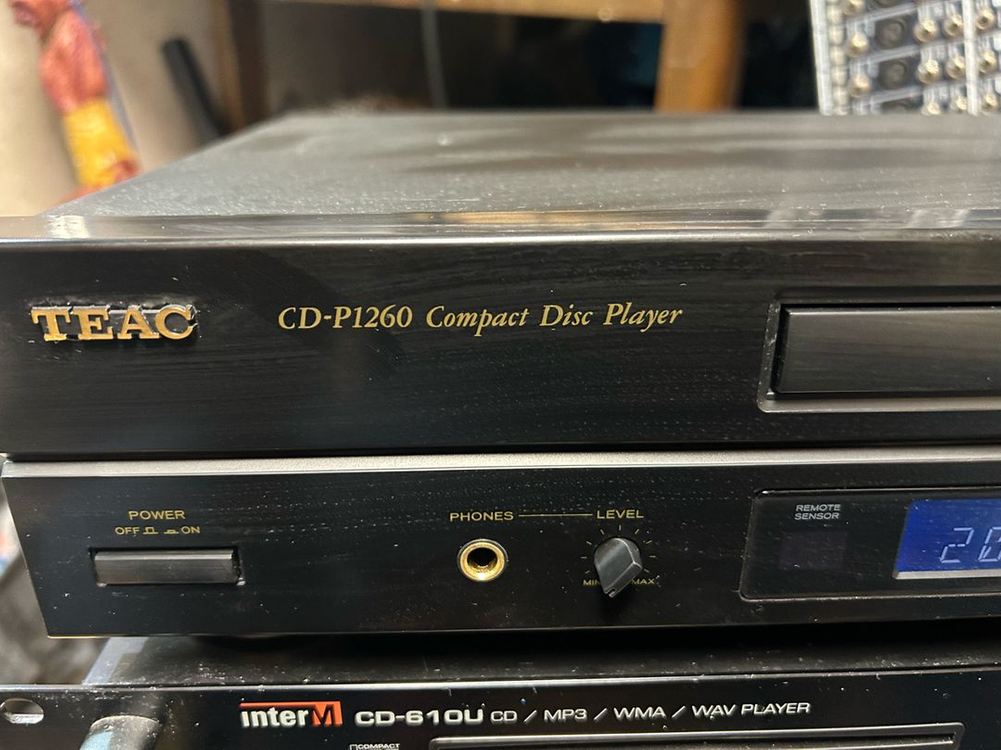빈티지 TEAC CD-p1260 CDP 플레이어 입니다 이미지