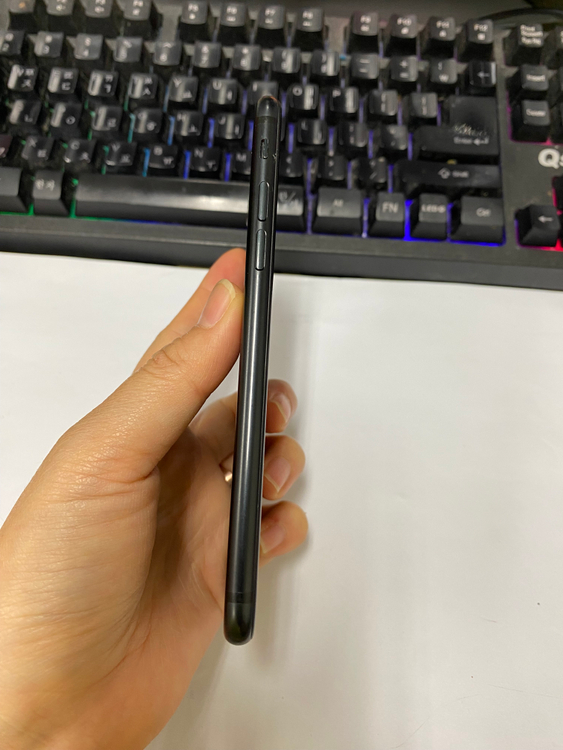 아이폰7 매트블랙 A급 128GB 배터리90% 인스타 사진폰 빈티지 카메라폰 207027 이미지