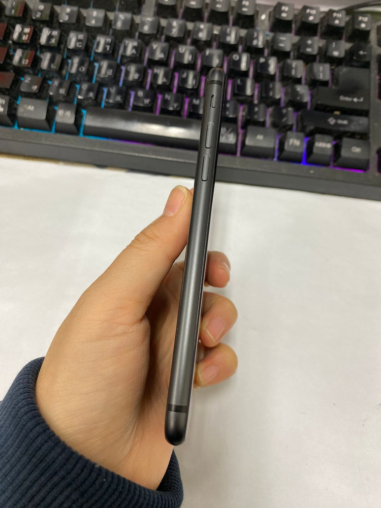 아이폰8 스그 SS급 256GB 배터리100% 빈티지감성 사진폰 인스타 카메라폰 058212 이미지