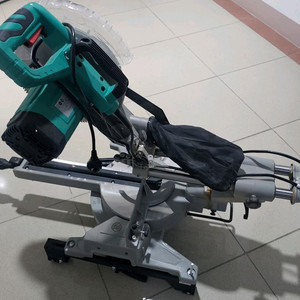 DCA각도절단기 이미지