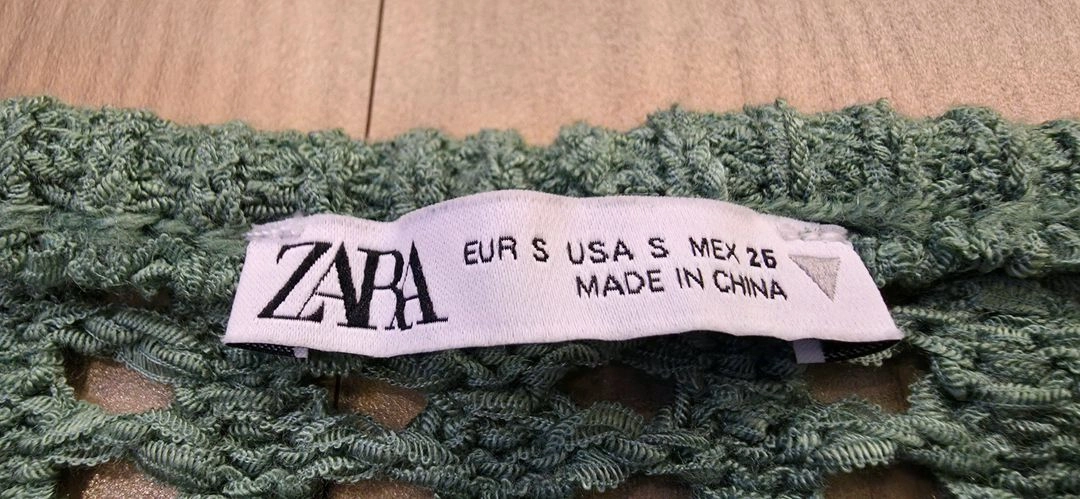 <새옷>ZARA_펀칭 티셔츠 이미지