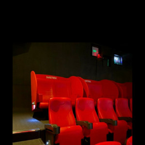 cgv 스위트좌석 2인예매 2만원 (좌석,시간,영화선택가능) 이미지