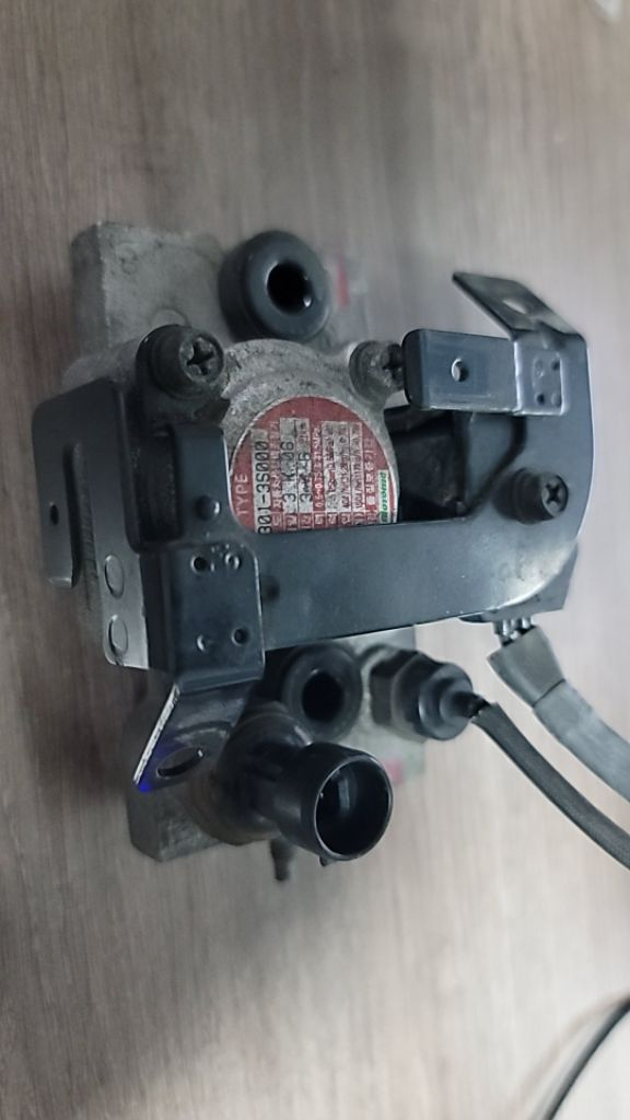 HG,K7 기타외 LPG LPi연료압력레귤레이터 353013S000 이미지