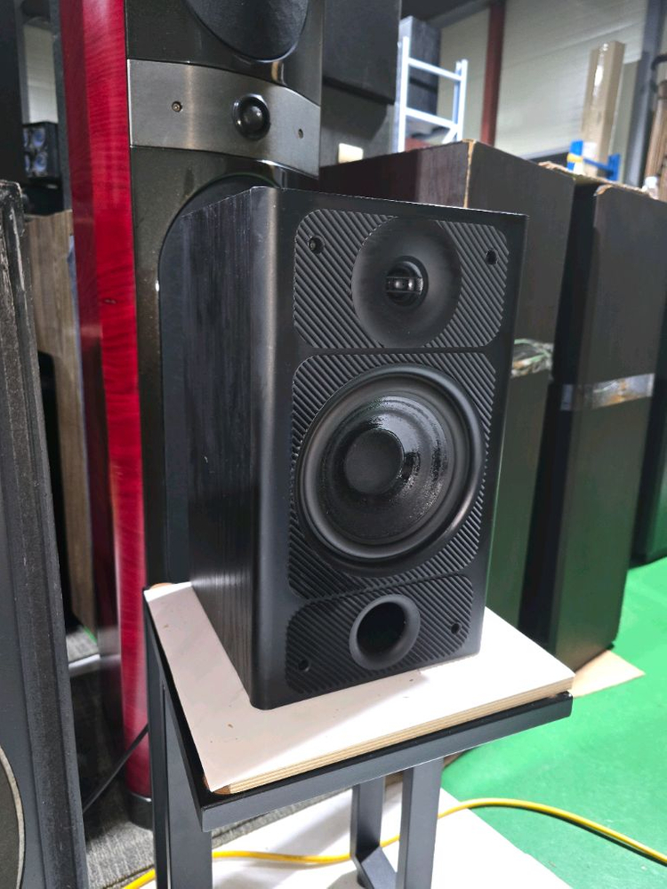 Focal JM Lab symbol I 북쉘프 스피커 이미지