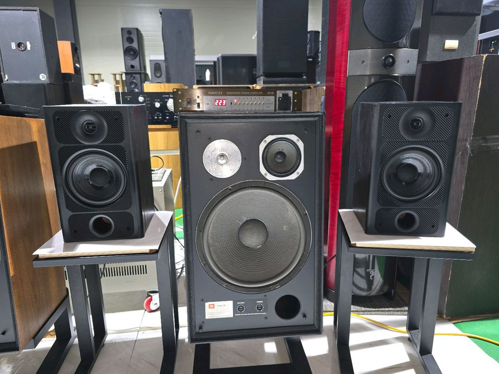 Focal JM Lab symbol I 북쉘프 스피커 이미지