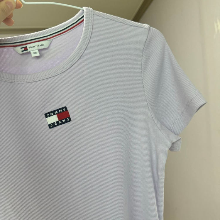 타미진스 슬림뱃지 립 티셔츠 XS 여름 반팔티 골지티 이미지