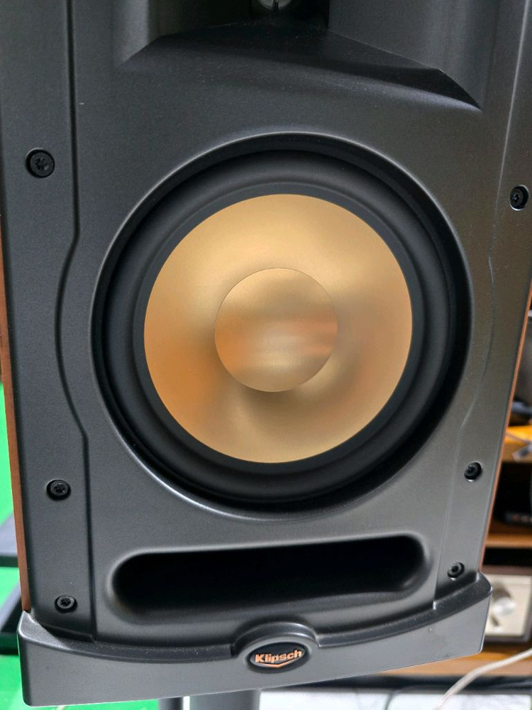 KLIPSCH RB-61 레퍼런스 IV Cherry 북쉘프 스피커 이미지