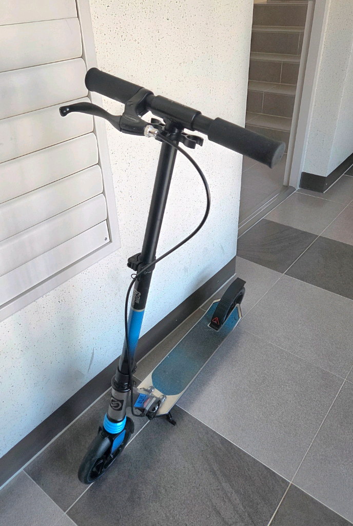 데카트론 오셀로 미드 MID9 킥보드 이미지