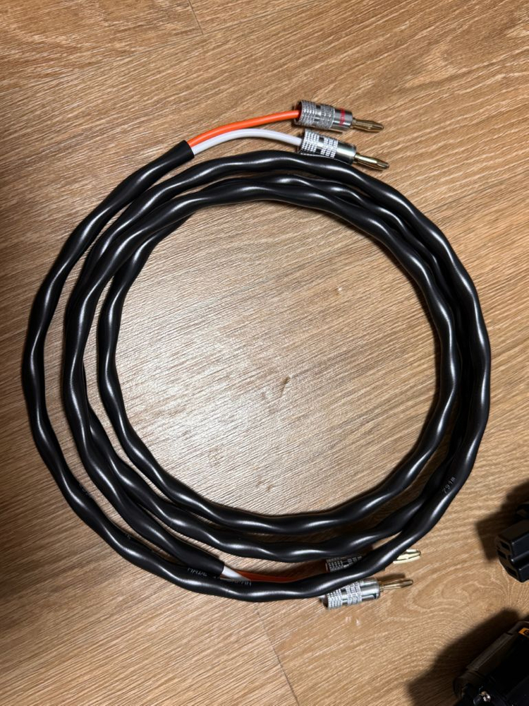 각종 오디오 케이블 일괄 판매 이미지