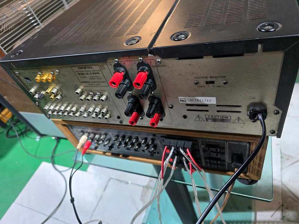 ONKYO INTEGRA A-8800 인티앰프 이미지