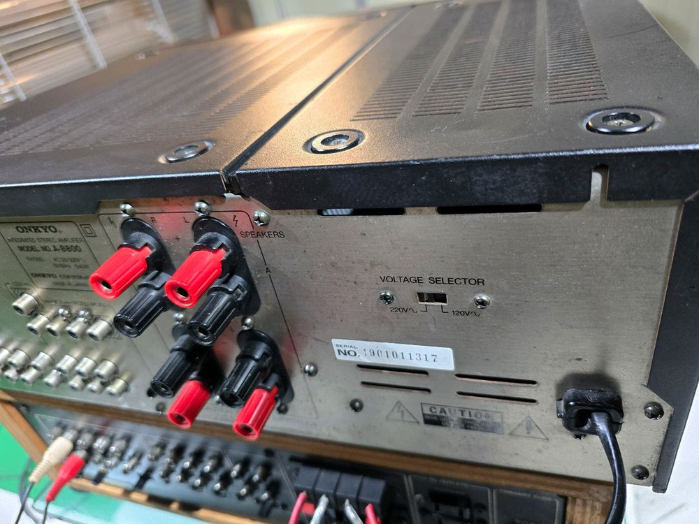 ONKYO INTEGRA A-8800 인티앰프 이미지