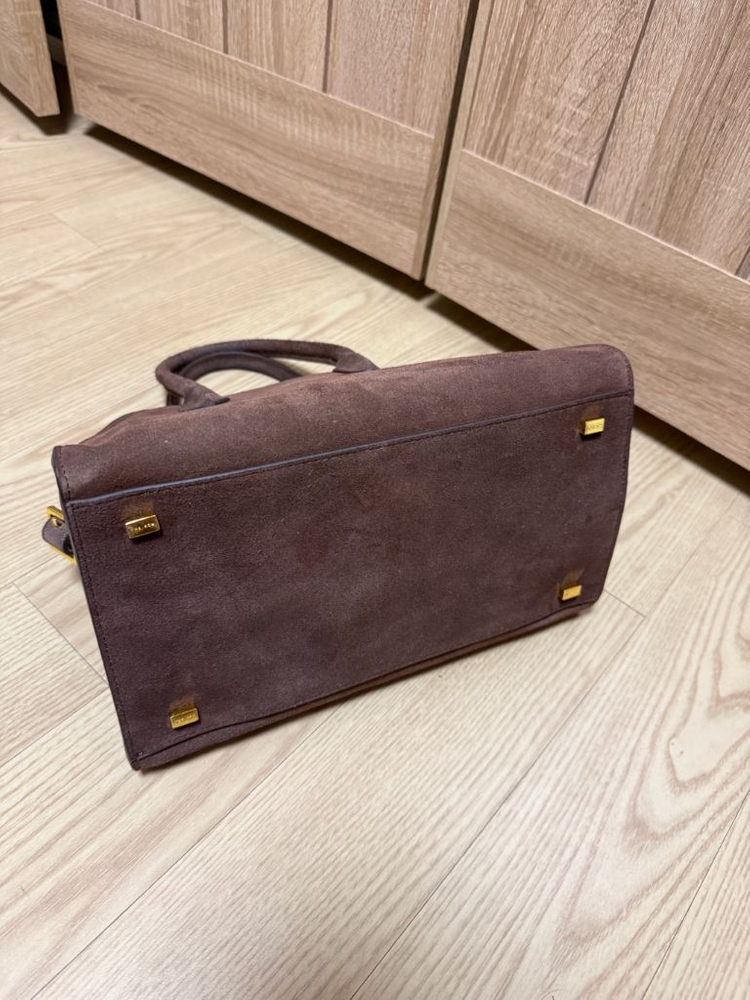 더로우 마고백 10 스웨이드 이미지