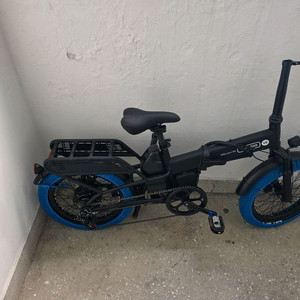 미사용품 접이식 전기자전거 비아지오v6 이미지