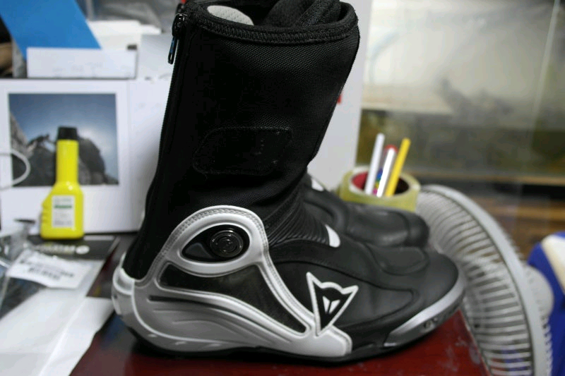 [신형] 다이네즈 엑시얼 인부츠 44호 -검흰- 이미지