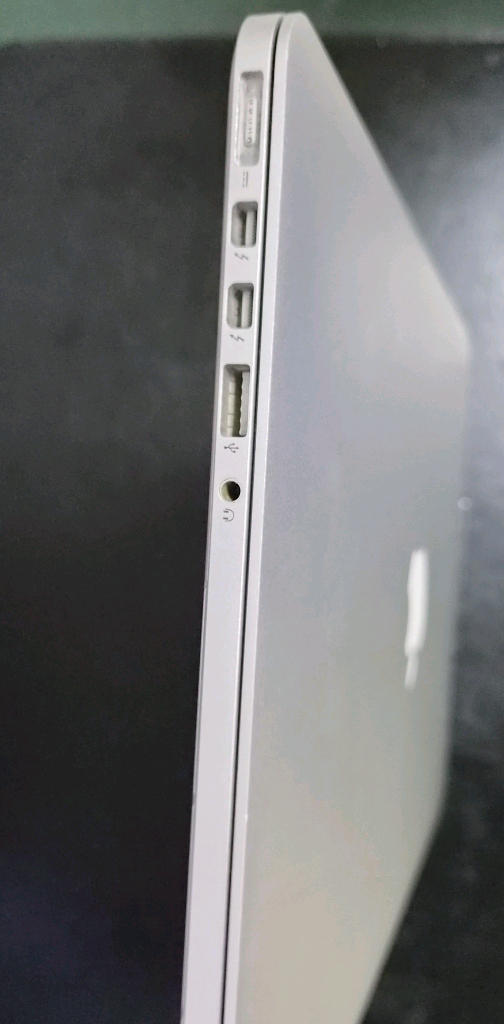 배터리4회/최신OS/풀포트 맥북프로 15인치 2015 고급형 (i7/16G/512G/R9) 이미지