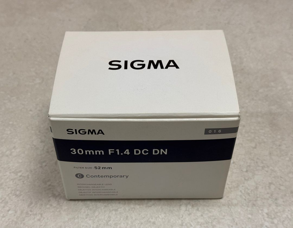 소니 A6500 + SEL18135 미러리스 카메라 키트 판매합니다. 이미지