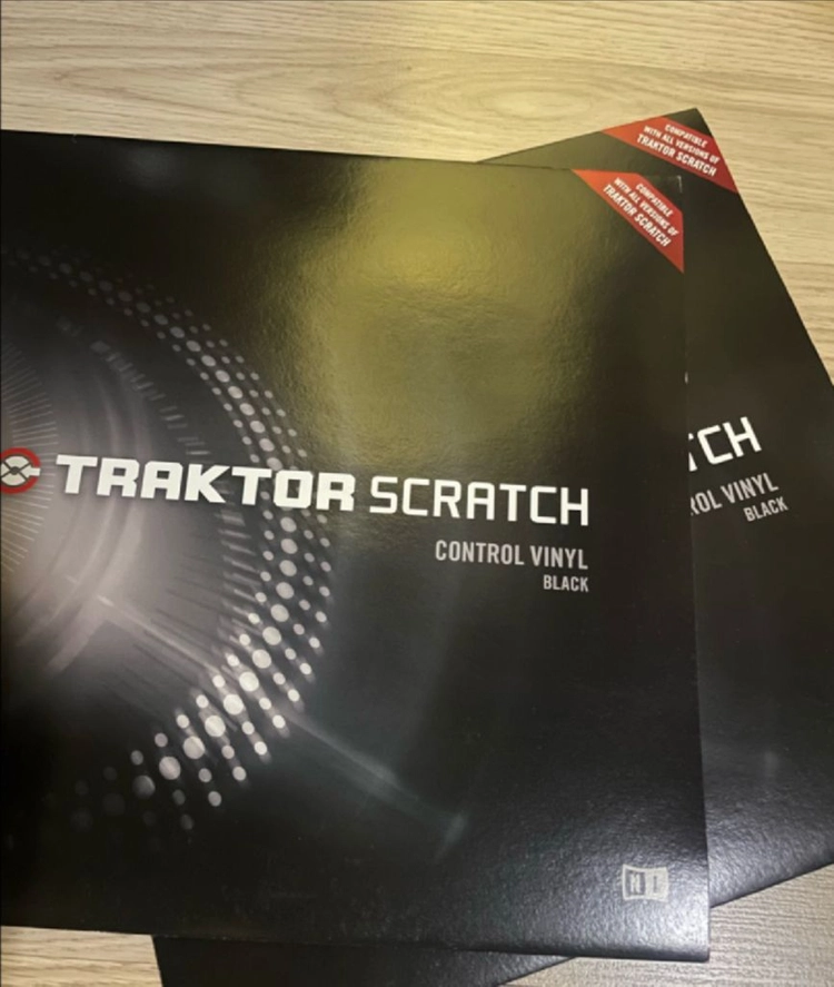 DJ 스크래치 컨트롤러 세트 트랙터 traktor duo 이미지