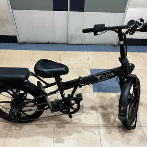 접이식 전기자전거 이미지