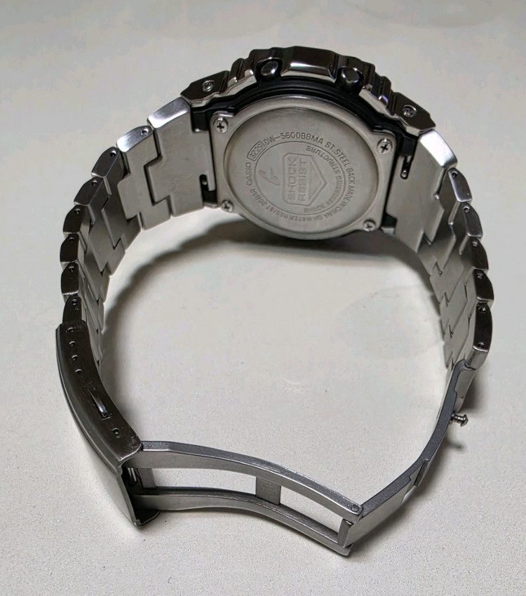 카시오 지샥 DW-5600 메탈 커스텀 이미지