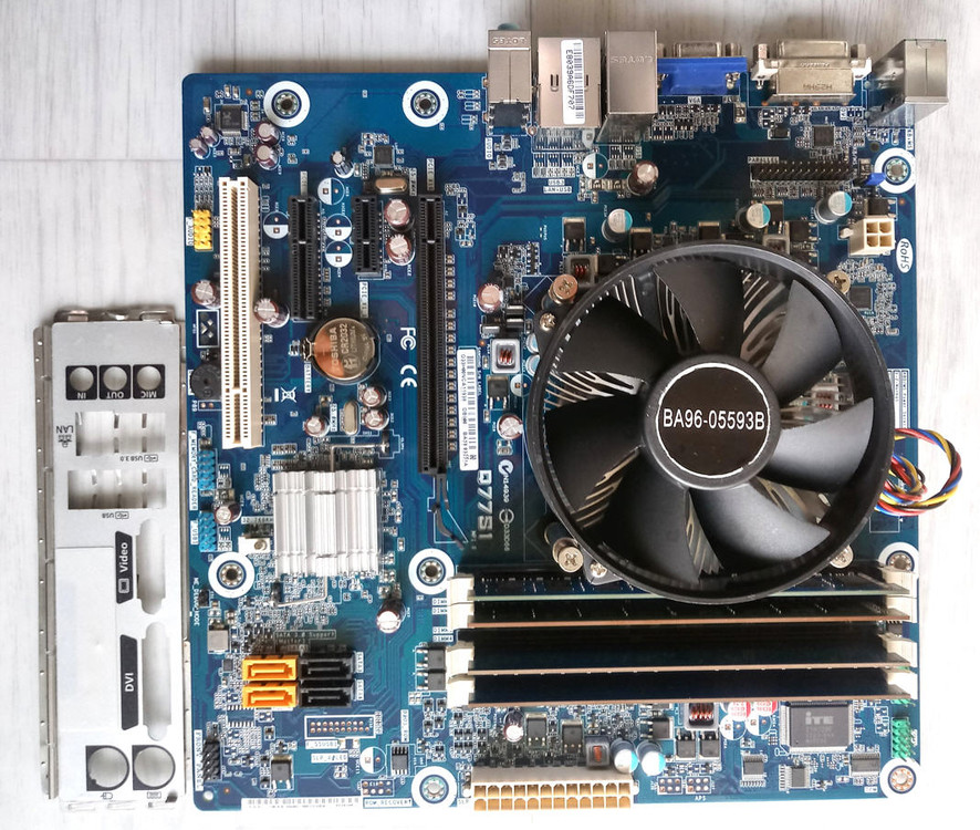 Q77S1삼성메인보드+i5-3470(3.2GHz, 4코어.4쓰레드)CPU+16GB RAM+CPU쿨러+백패널 이미지