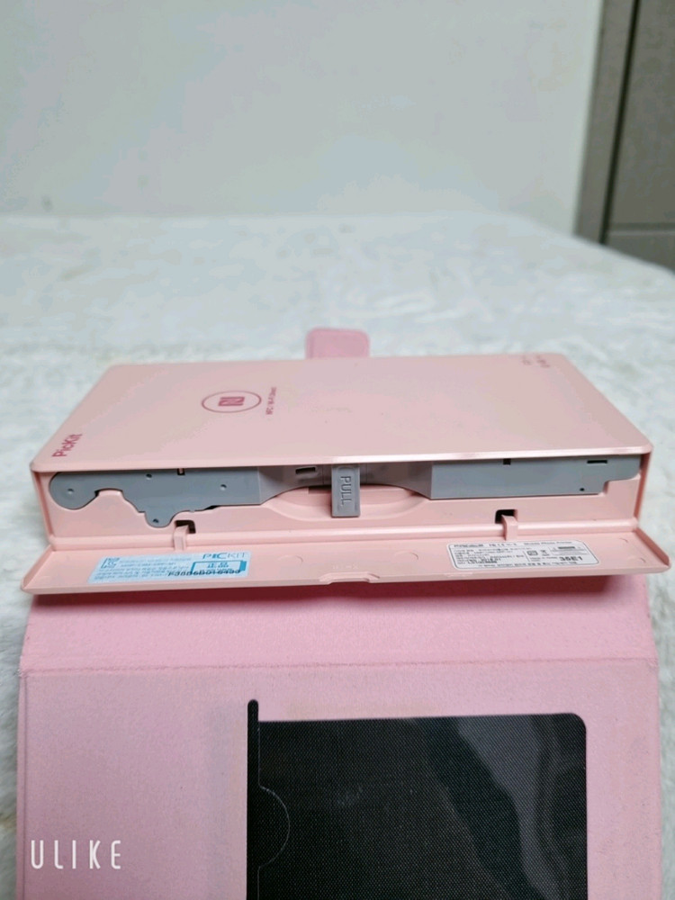 후지 Pickit 휴대용 포토 프린터 핑크색 이미지