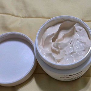 로라메르시에 엠버바닐라 세럼 바디크림 이미지