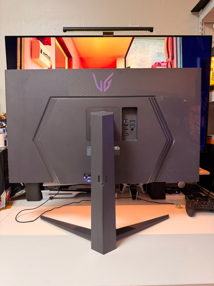 LG 32GQ950 나노IPS 4K 160Hz 끝판왕 게이밍 모니터 판매 (카멜 고중량모니터암 포함) 이미지