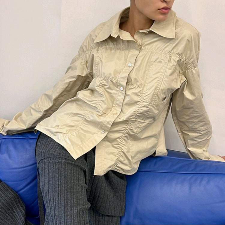마뗑킴 크링클 셔츠 자켓 블라우스 이미지