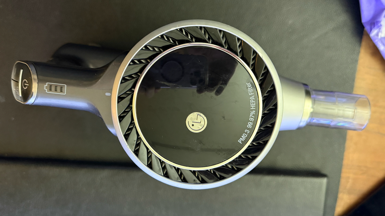 LG 코드제로 P9 무선청소기 세트 이미지