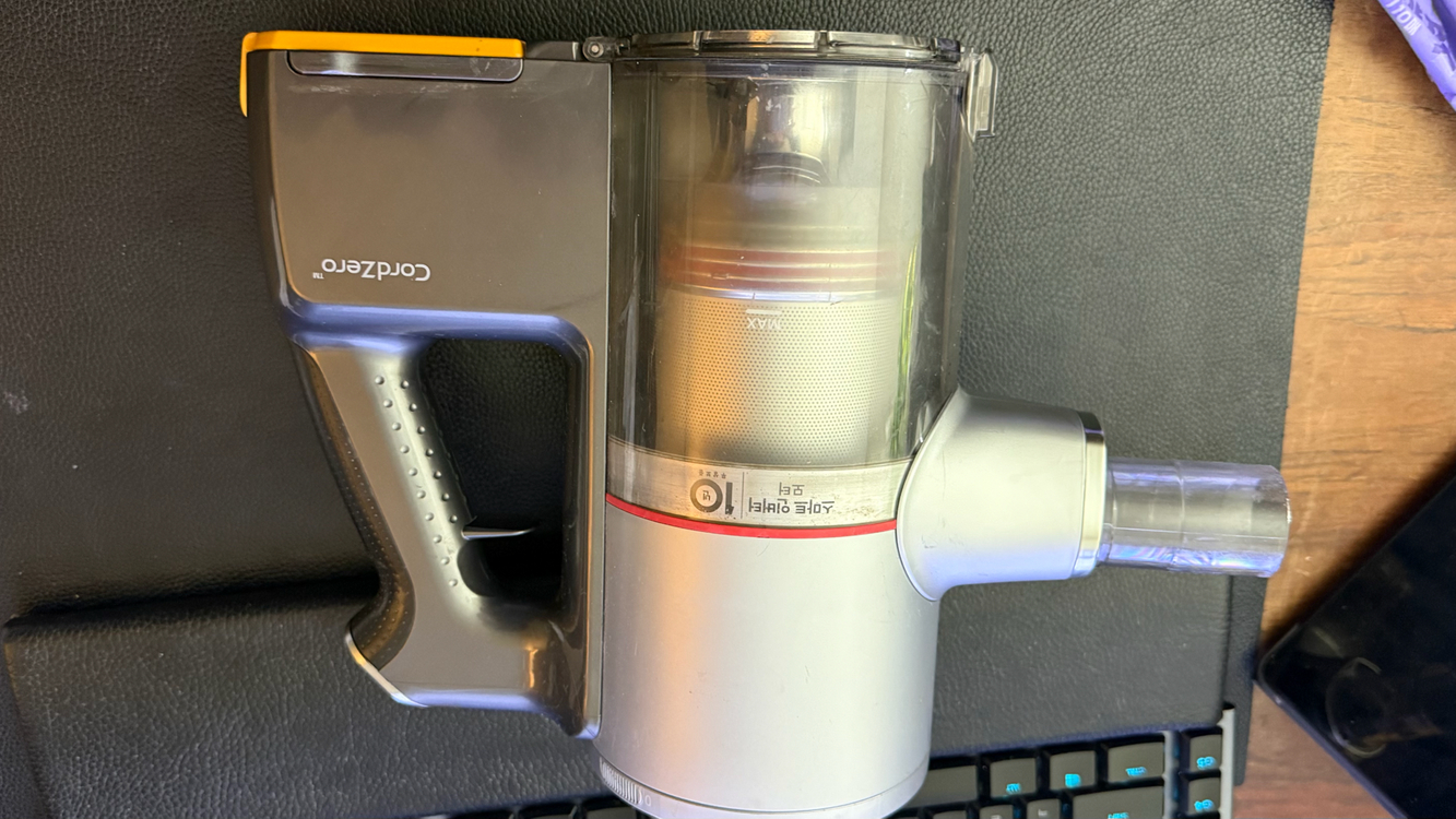 LG 코드제로 P9 무선청소기 세트 이미지