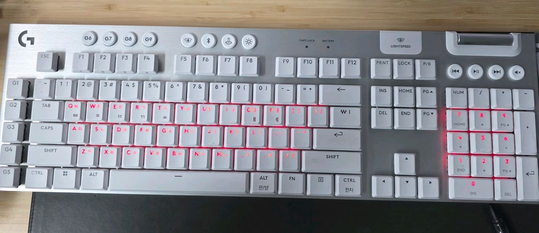 로지텍 G915X lightspeed 무선게이밍키보드 화이트,갈축 이미지