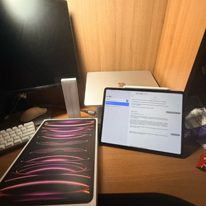 아이패드 프로 12.9 6세대 + 애플펜슬 2세대 이미지