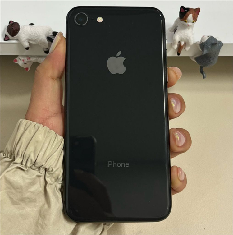 아이폰8 64G 그레이 S급! 이미지