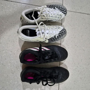 아디다스 나이키 축구화 2켤레 220 이미지