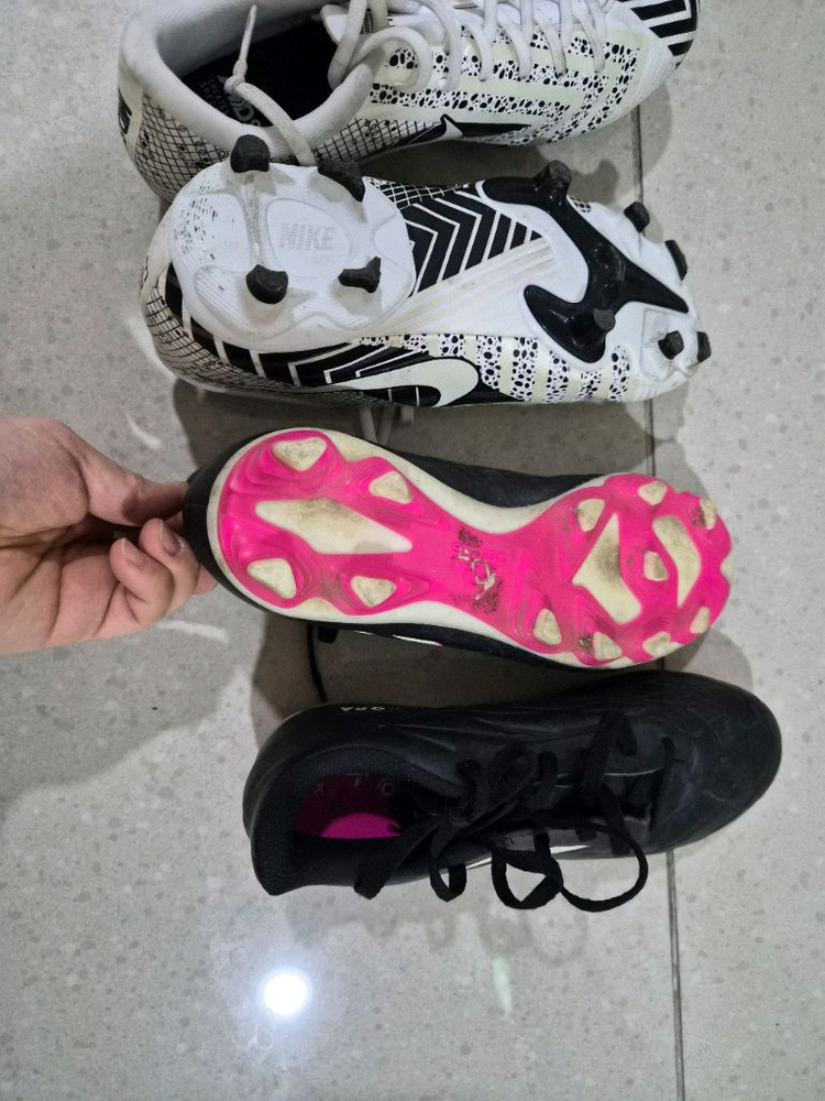 아디다스 나이키 축구화 2켤레 220 이미지