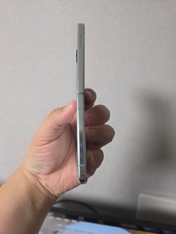 갤럭시 Z플립5 민트 512기가 A급 팝니다 이미지