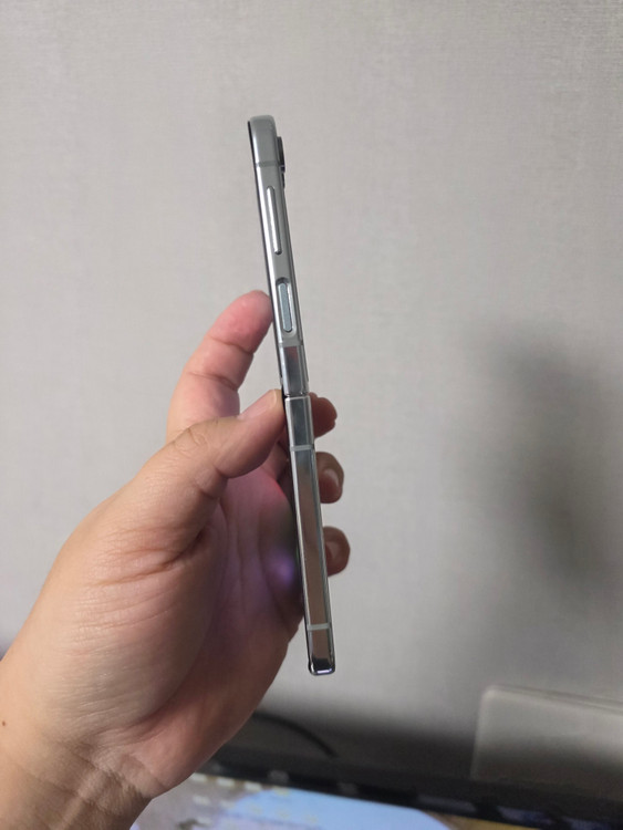 갤럭시 Z플립5 민트 512기가 A급 팝니다 이미지