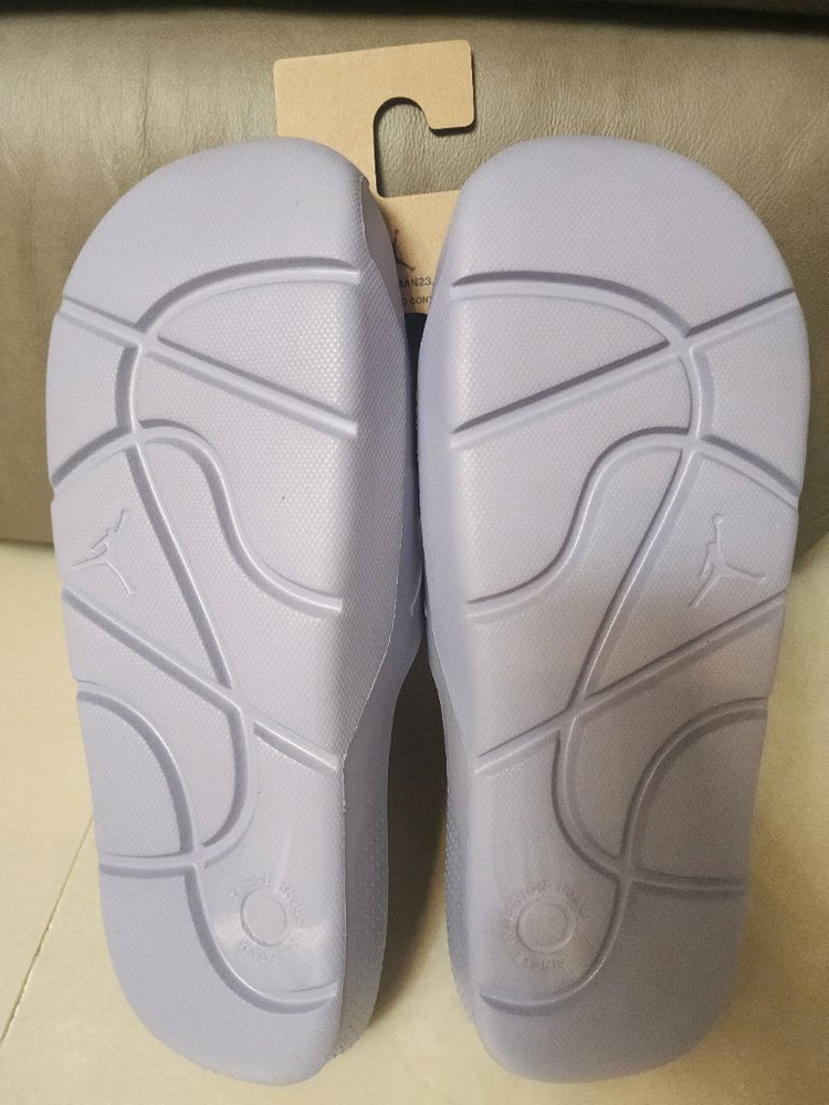 조던 포스트 슬라이드 290mm 조단 슬리퍼 샌들 르브론 나이키 이미지