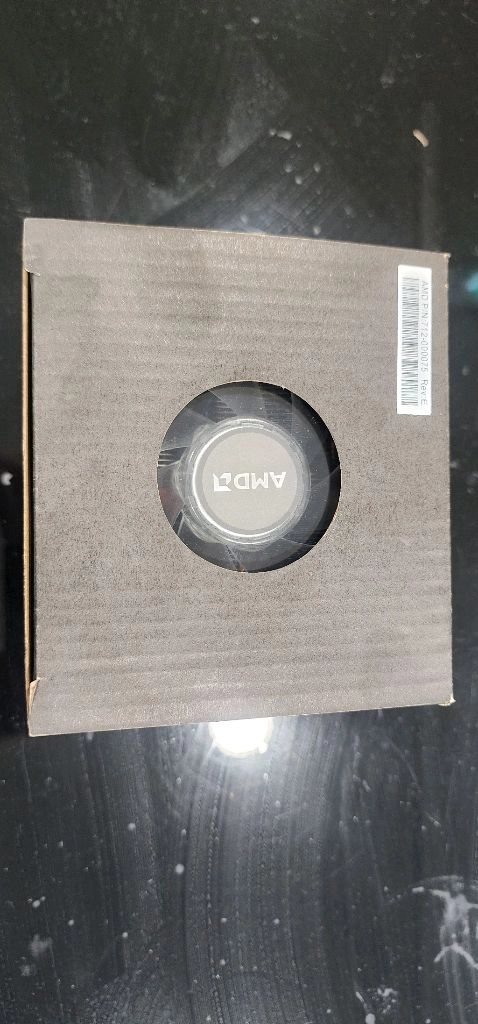 AMD 정품 CPU LED 쿨러 (AM4용 정품) 이미지