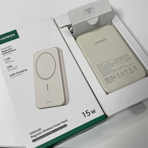 유그린 맥세이프 무선 고속 충전 보조배터리 5000mAh PD 15W UGREEN 새제품 팝니다. 이미지