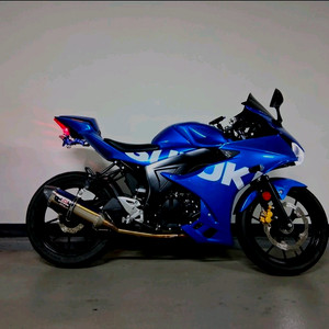 스즈키 gsx-r125 23년식 요시무라 이미지