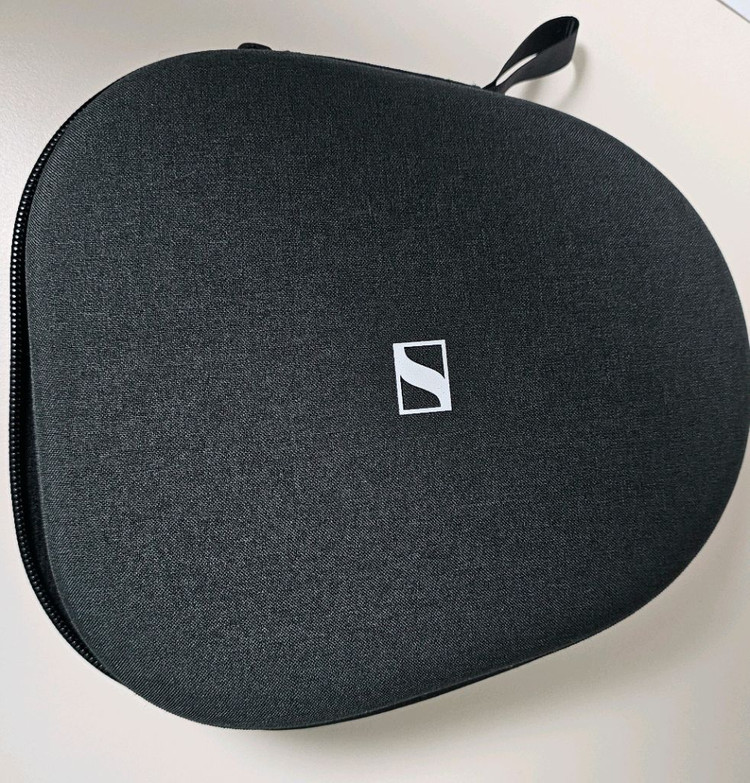 모멘텀4+btb600 +거치대 이미지