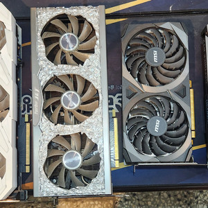 갤럭시 이엠텍 등등 RTX3070 RTX3060TI 그래픽카드 팝니다 이미지