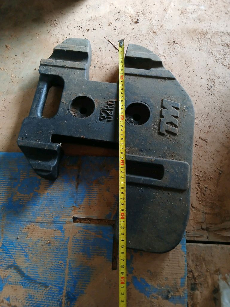 동양트랙터웨이트 32킬로 4개모두 27만원 이미지