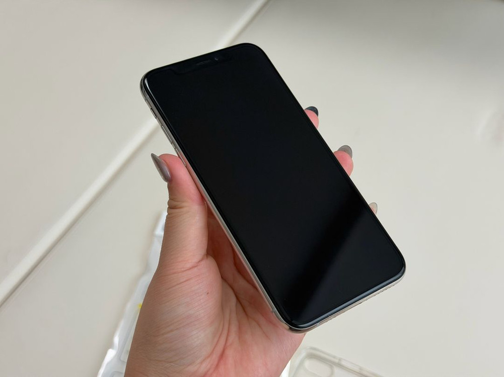아이폰 Xs 실버 256기가 순정 ios 13.2.3 이미지