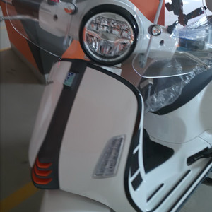 베스파300GTS 이미지