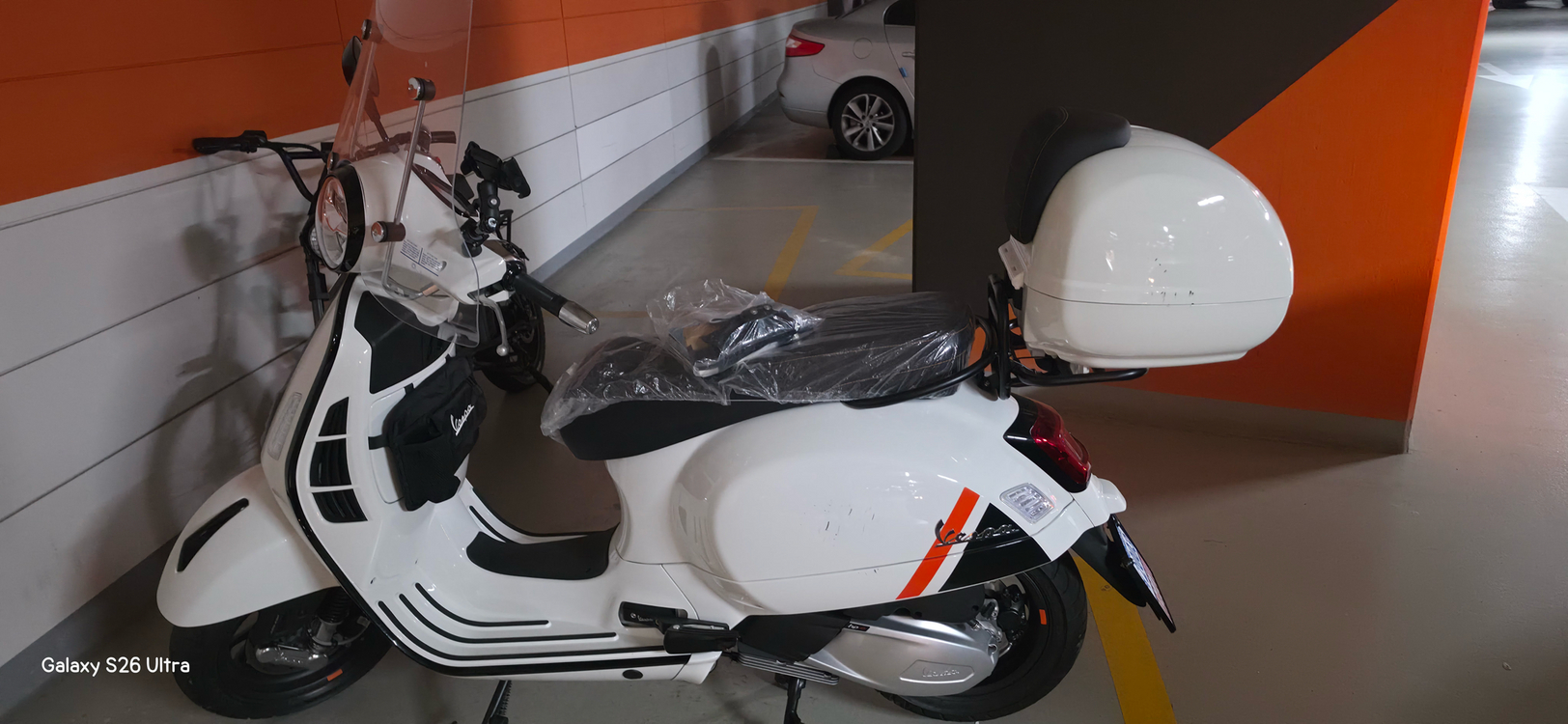 베스파300GTS 이미지