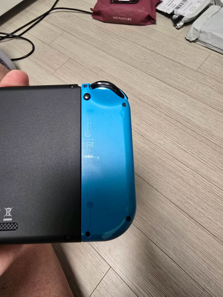 닌텐도스위치개선판256 이미지